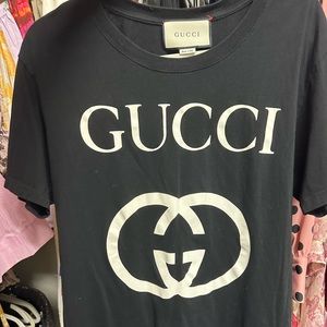 GUCCI T-SHIRT. Black
